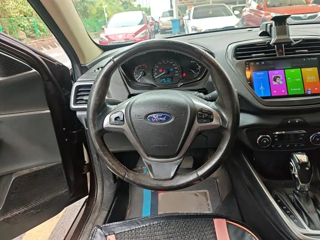 Ford Escort — миниатюра 11