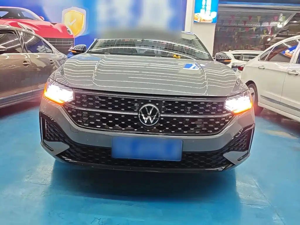 Volkswagen Lavida — миниатюра 3