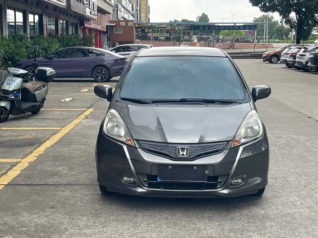 Honda Fit 2011 1.3L MT Comfort