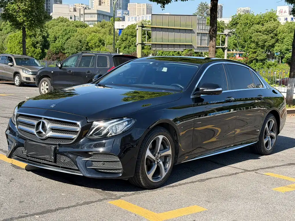 Mercedes-Benz E-Class 2019