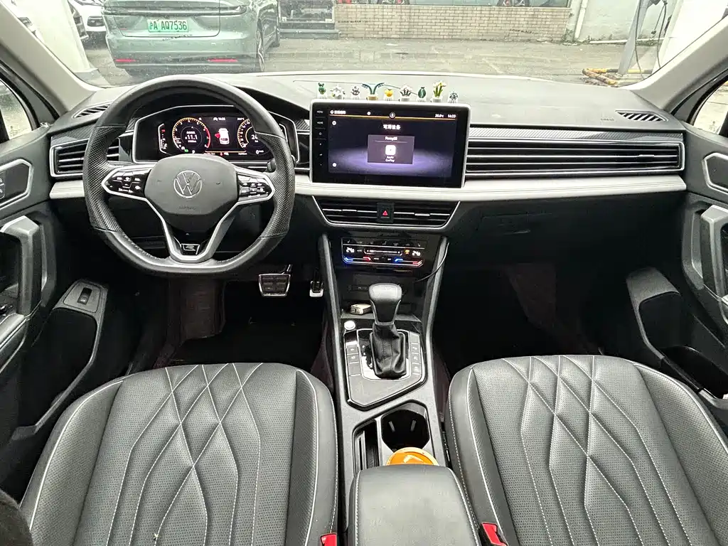 Volkswagen Tiguan L — миниатюра 13
