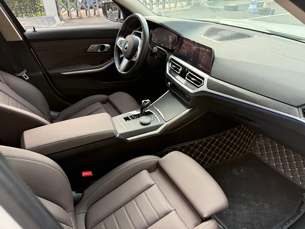 BMW 3 Series — миниатюра 10
