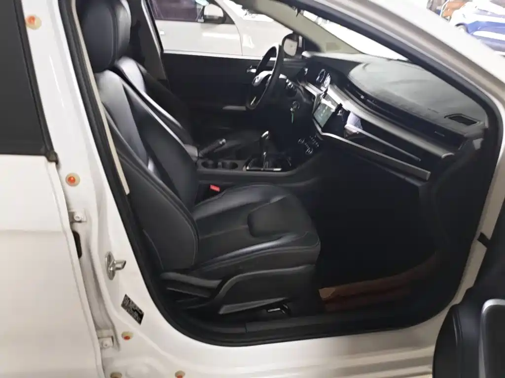 Chery Arrizo 5 — миниатюра 25