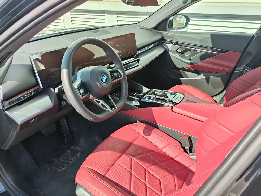BMW i5 2025 eDrive 35L M Sport