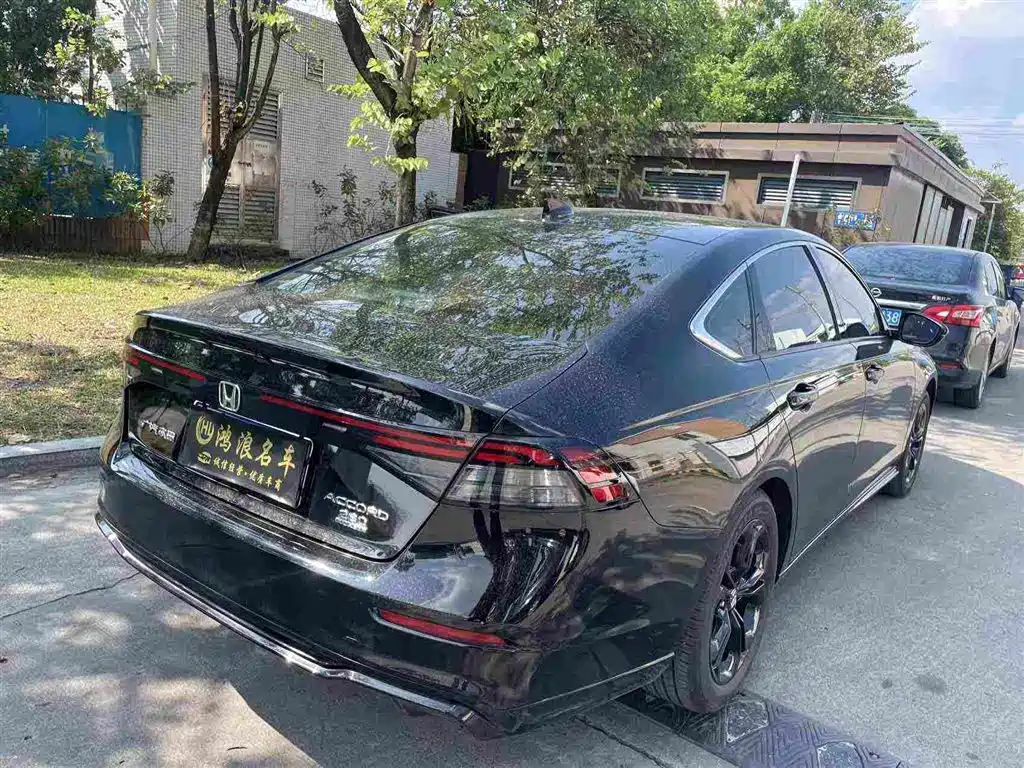 Honda Accord — миниатюра 4