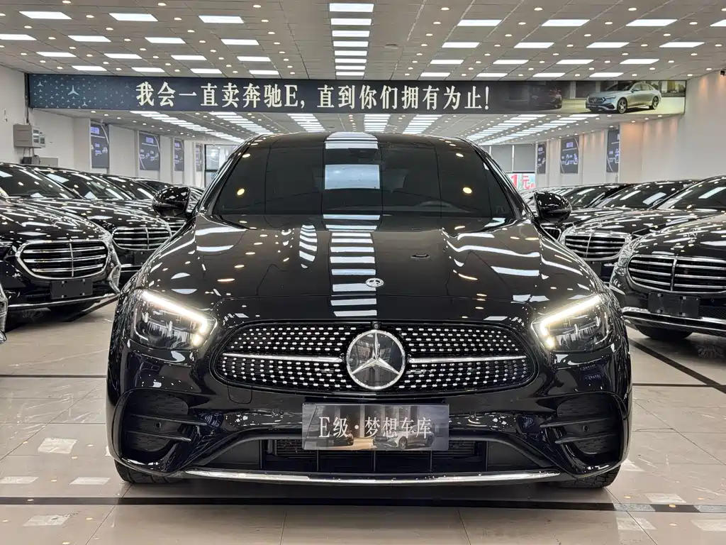 Mercedes-Benz E-Class 2022