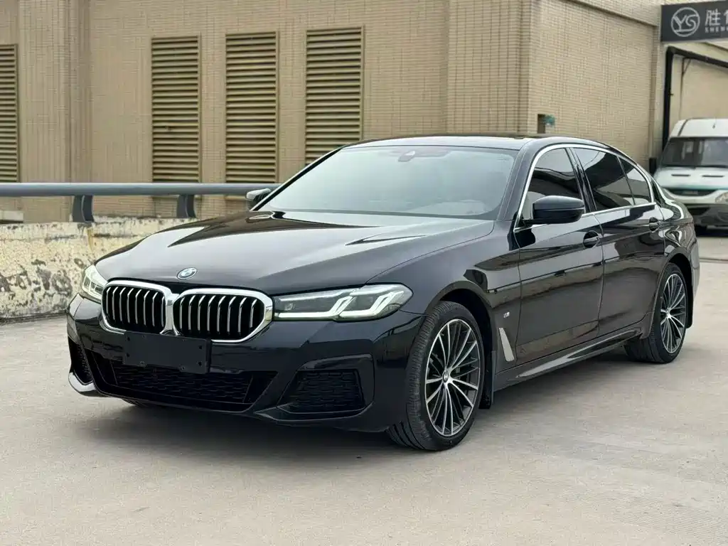 BMW 5 Series 2023