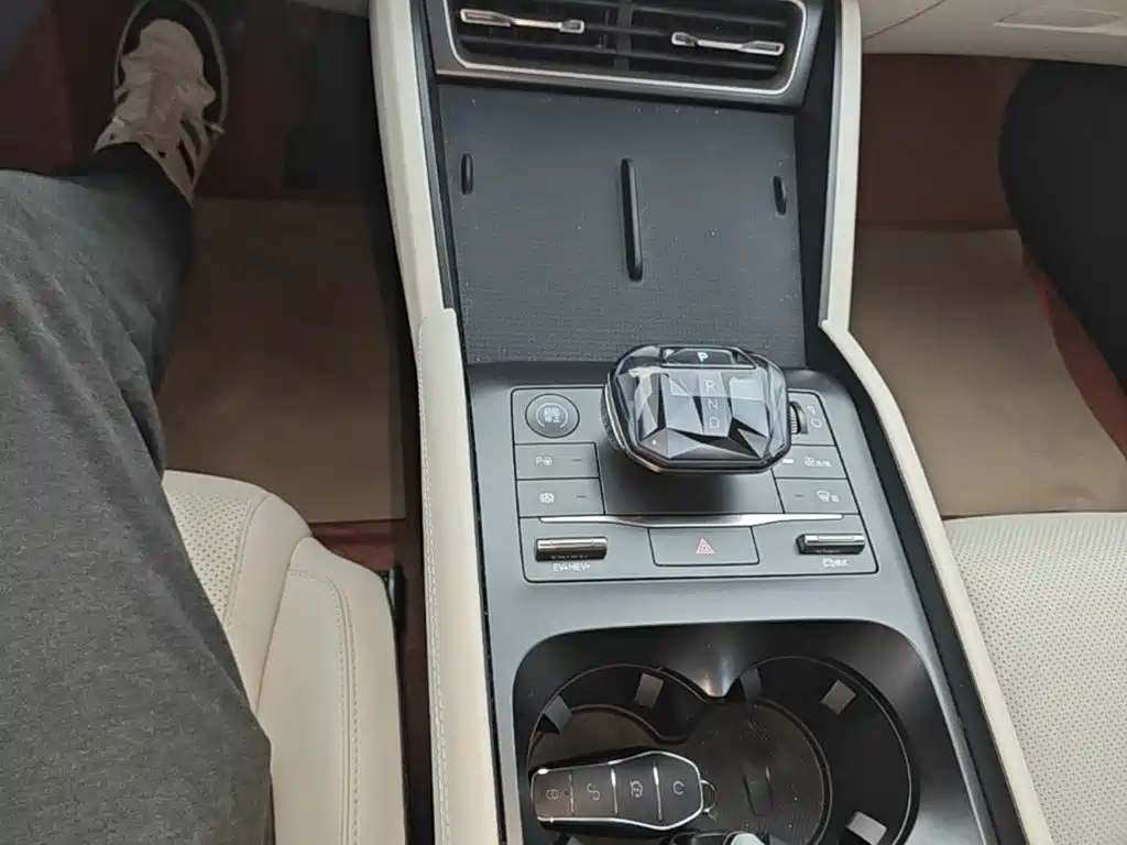 BYD Qin L — миниатюра 14