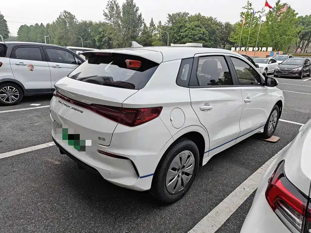 BYD e2 — миниатюра 4