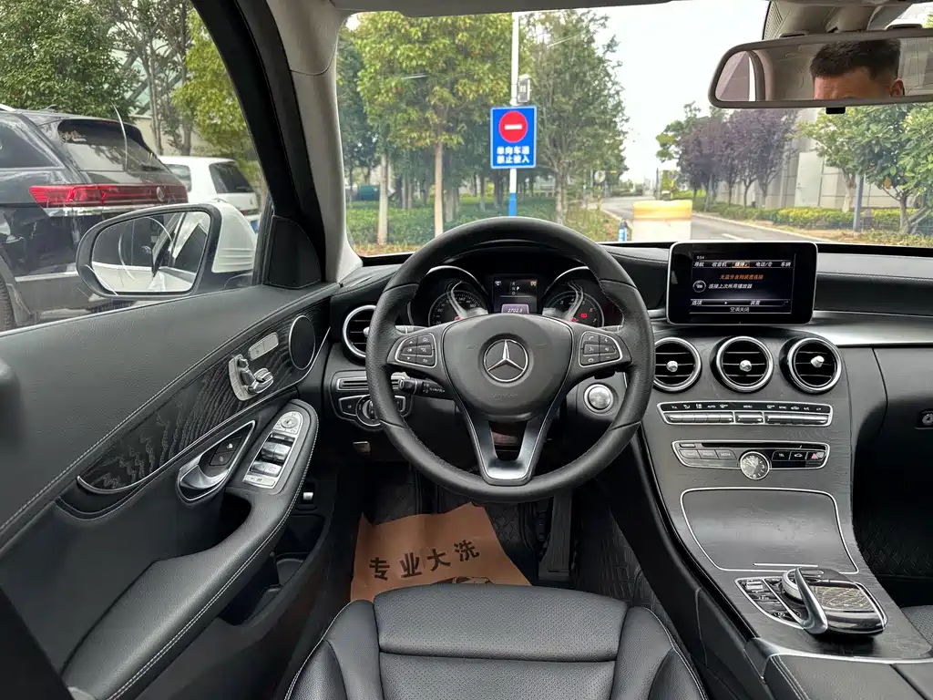 Mercedes-Benz C-Class — миниатюра 35