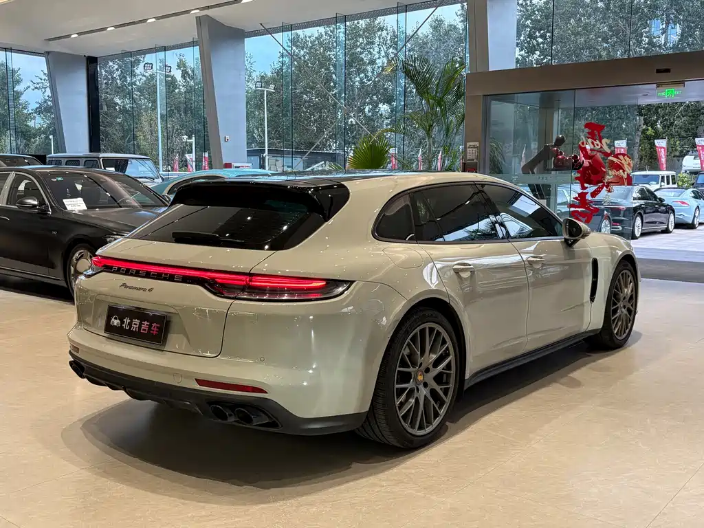 Porsche Panamera — миниатюра 19