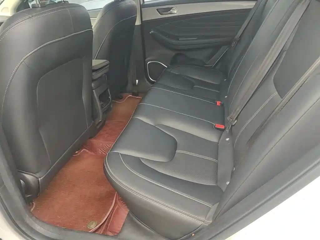 Chery Arrizo 5 — миниатюра 17