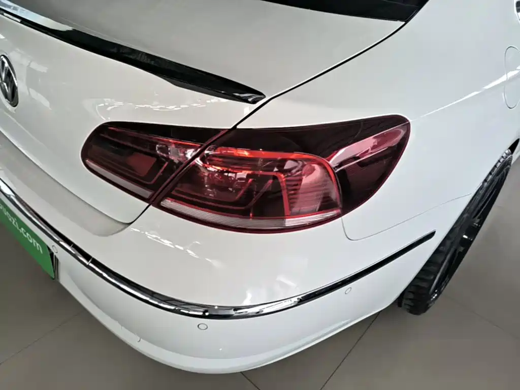 Volkswagen CC — миниатюра 8