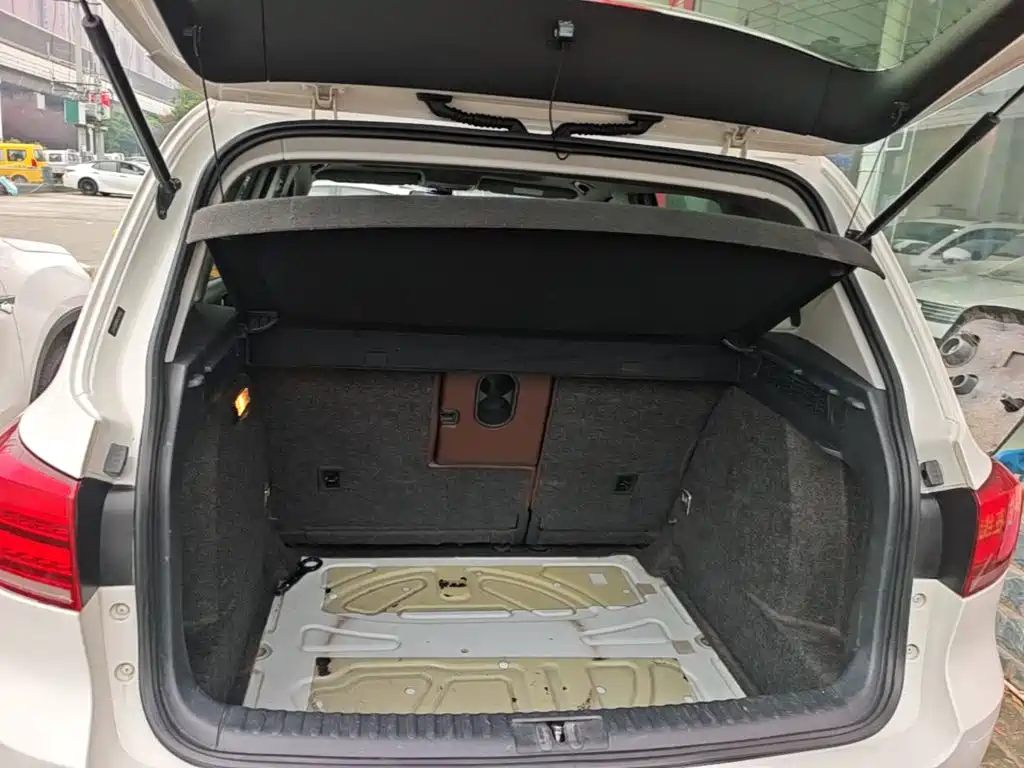 Volkswagen Tiguan — миниатюра 19