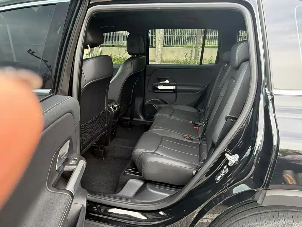 Mercedes-Benz GLB — миниатюра 5