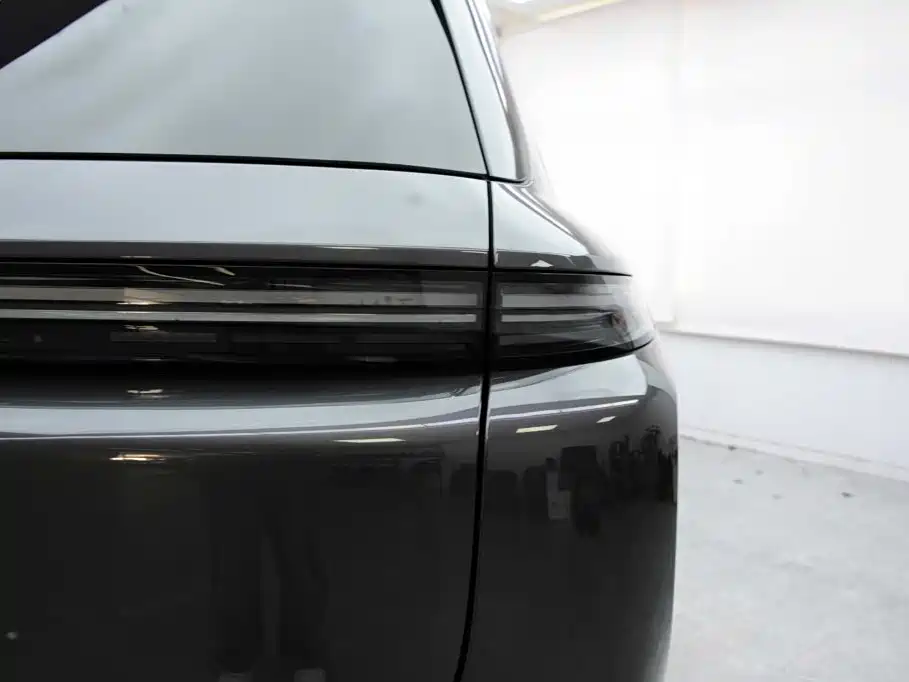 Li Auto Li L8 — миниатюра 16