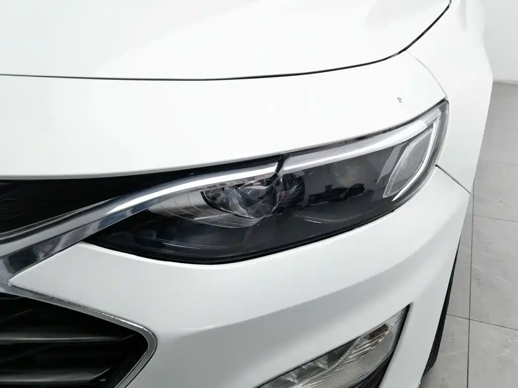 Chevrolet Malibu XL — миниатюра 7