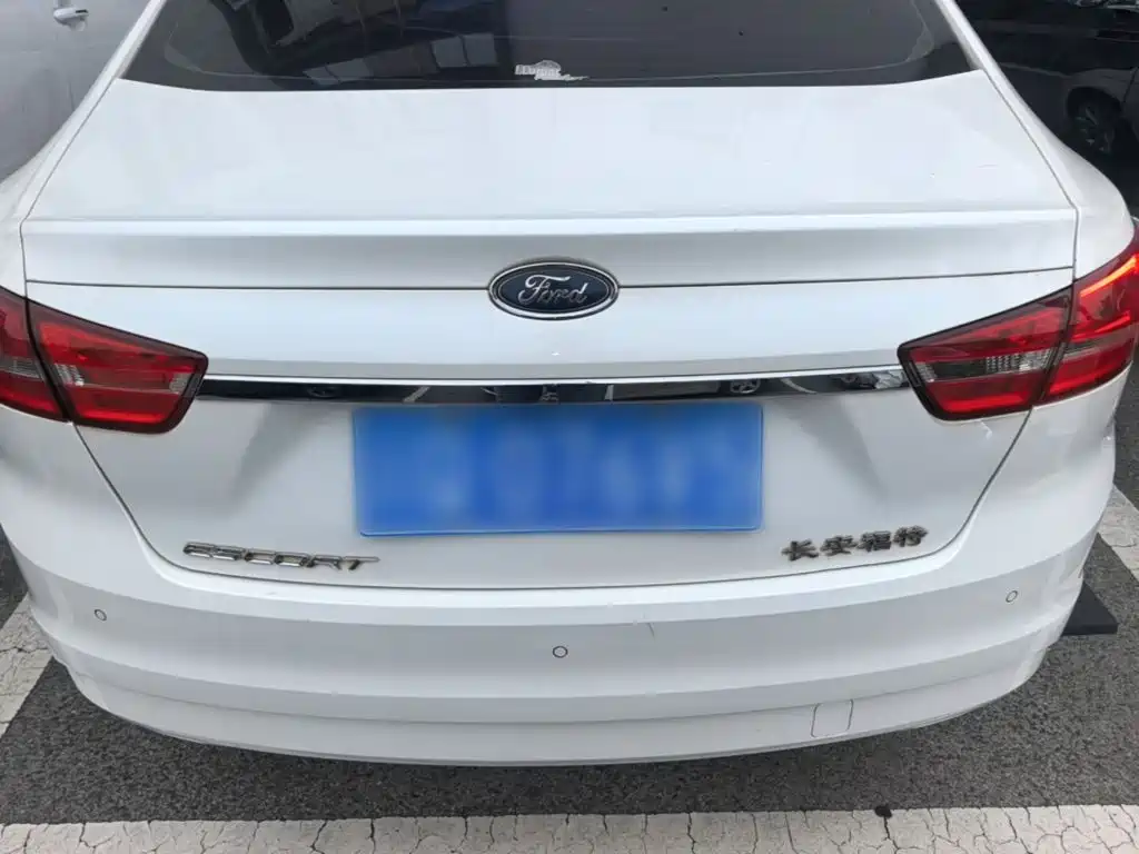 Ford Escort — миниатюра 6