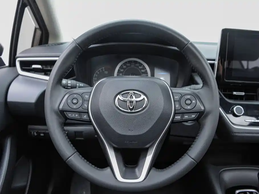 Toyota Corolla — миниатюра 10