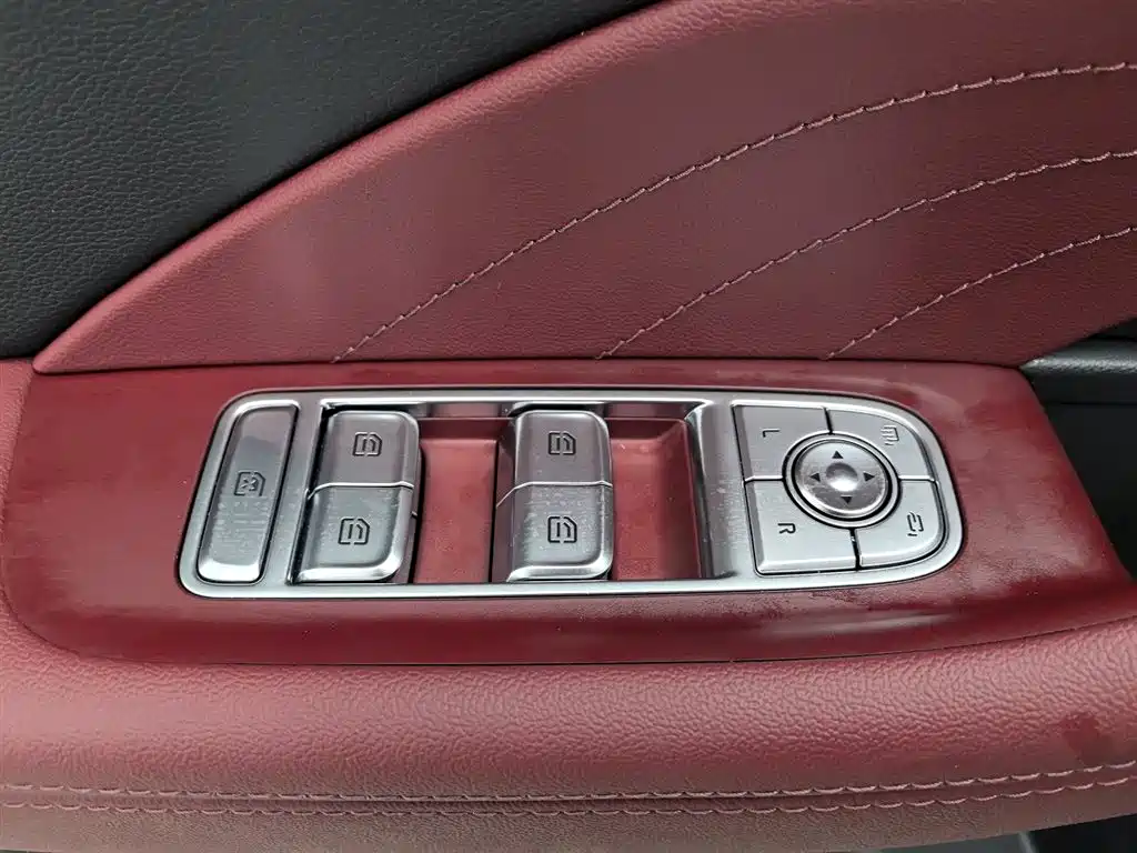 Hongqi H5 2025 1.5T DCT