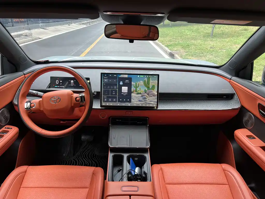 Toyota bZ3X — миниатюра 7