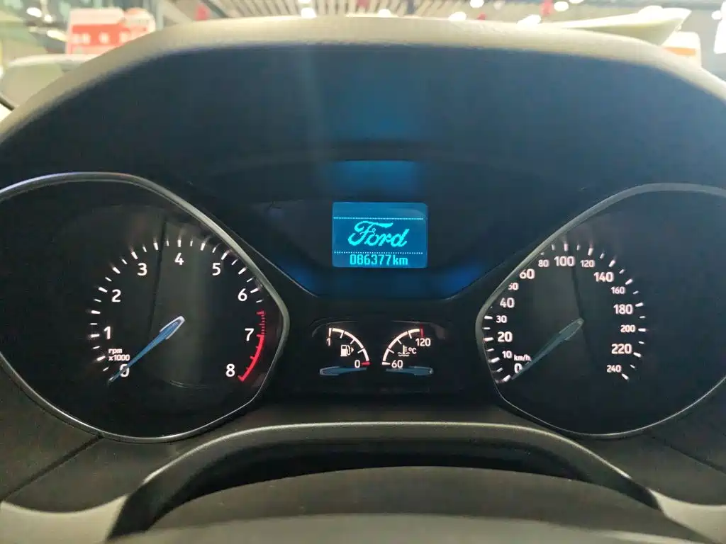 Ford Focus — миниатюра 11