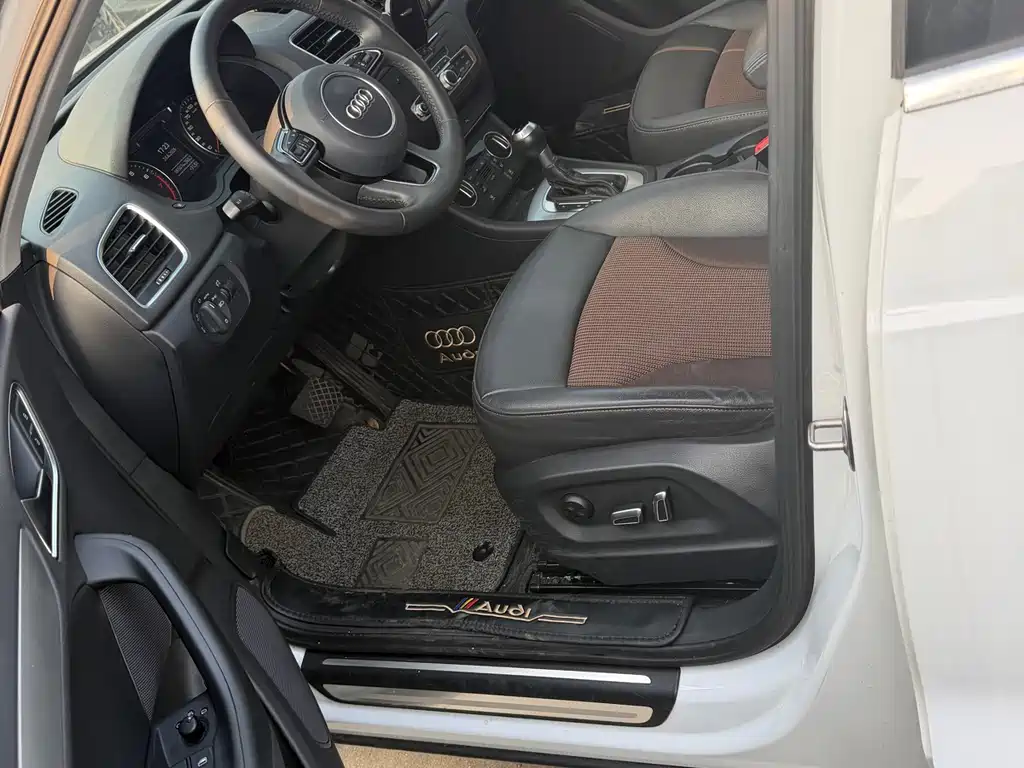 Audi Q3 2018 30 35 TFSI Fashion