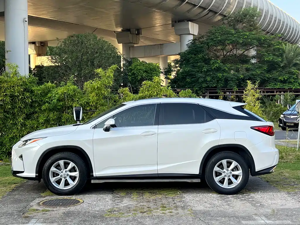 Lexus RX — миниатюра 16