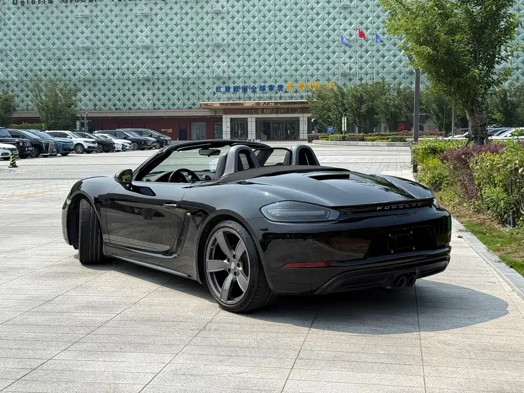 Porsche 718 2019 Boxster T 2.0T
