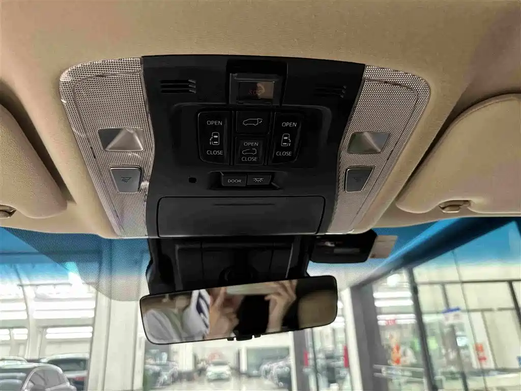 Toyota Alphard — фотографии объявления, Фото 16