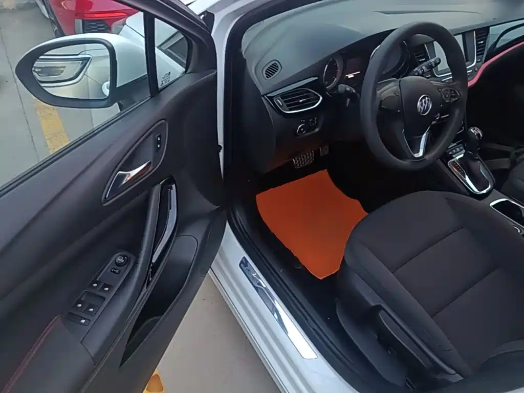 Buick Verano — миниатюра 16