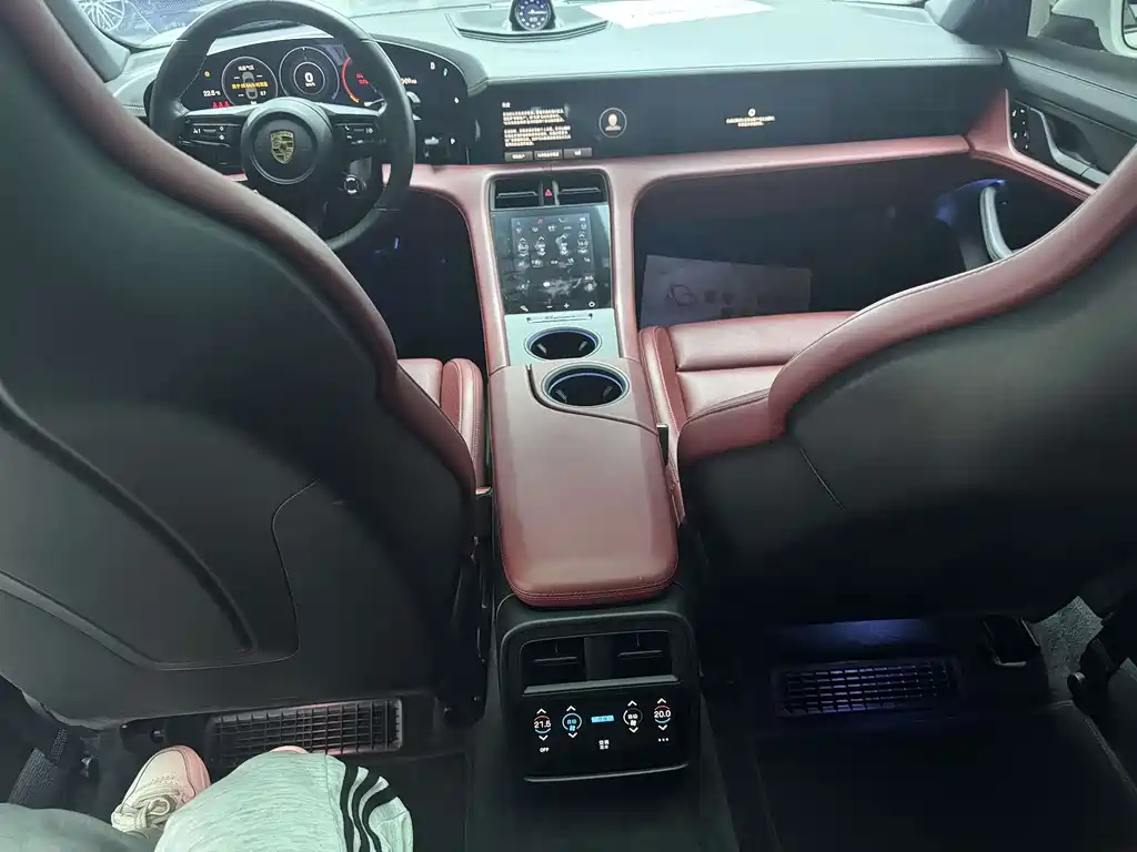 Porsche Taycan 2020 Taycan