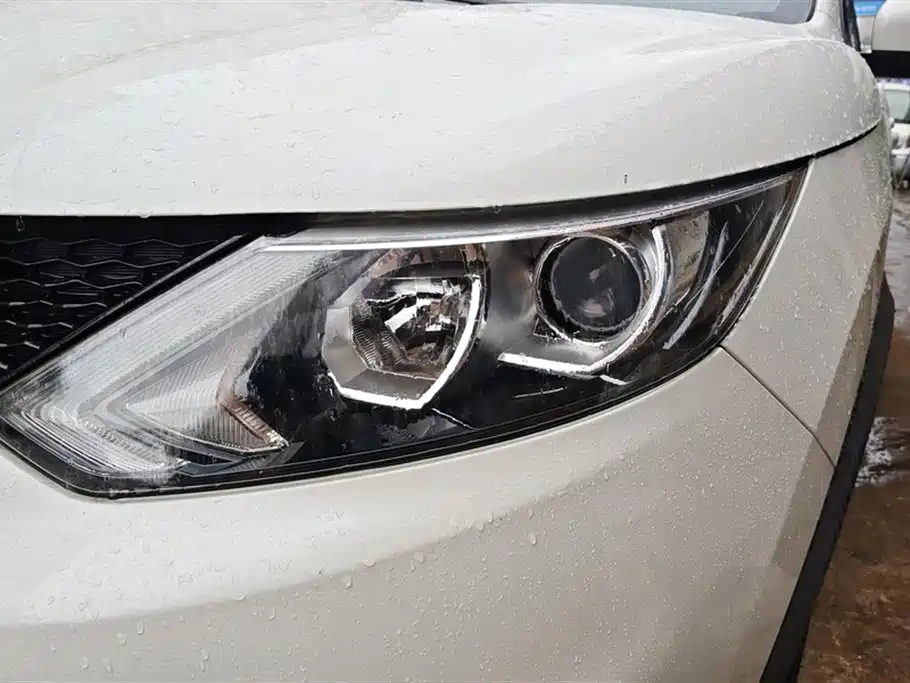 Nissan Qashqai 2017 2.0L CVT Smart V