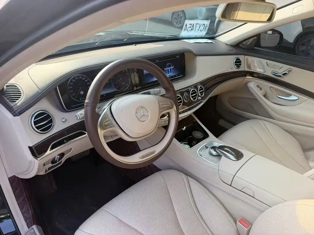 Mercedes-Benz S-Class — миниатюра 6