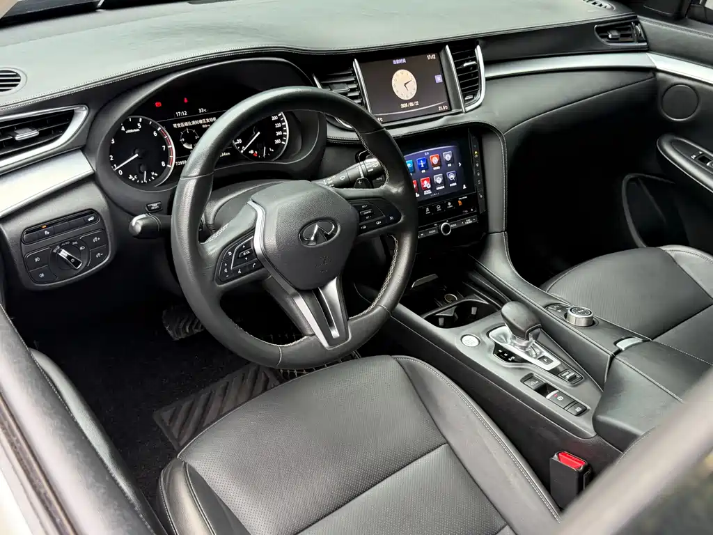 Infiniti QX50 2018 2.0T Fashion