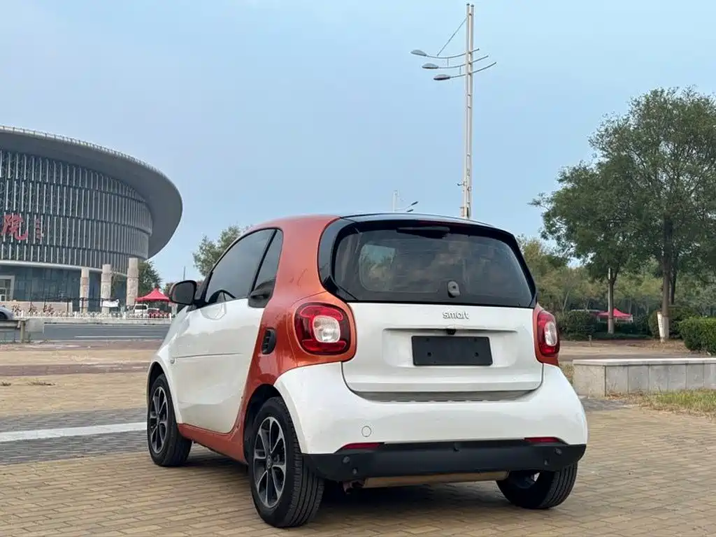 smart Smart Fortwo — миниатюра 6