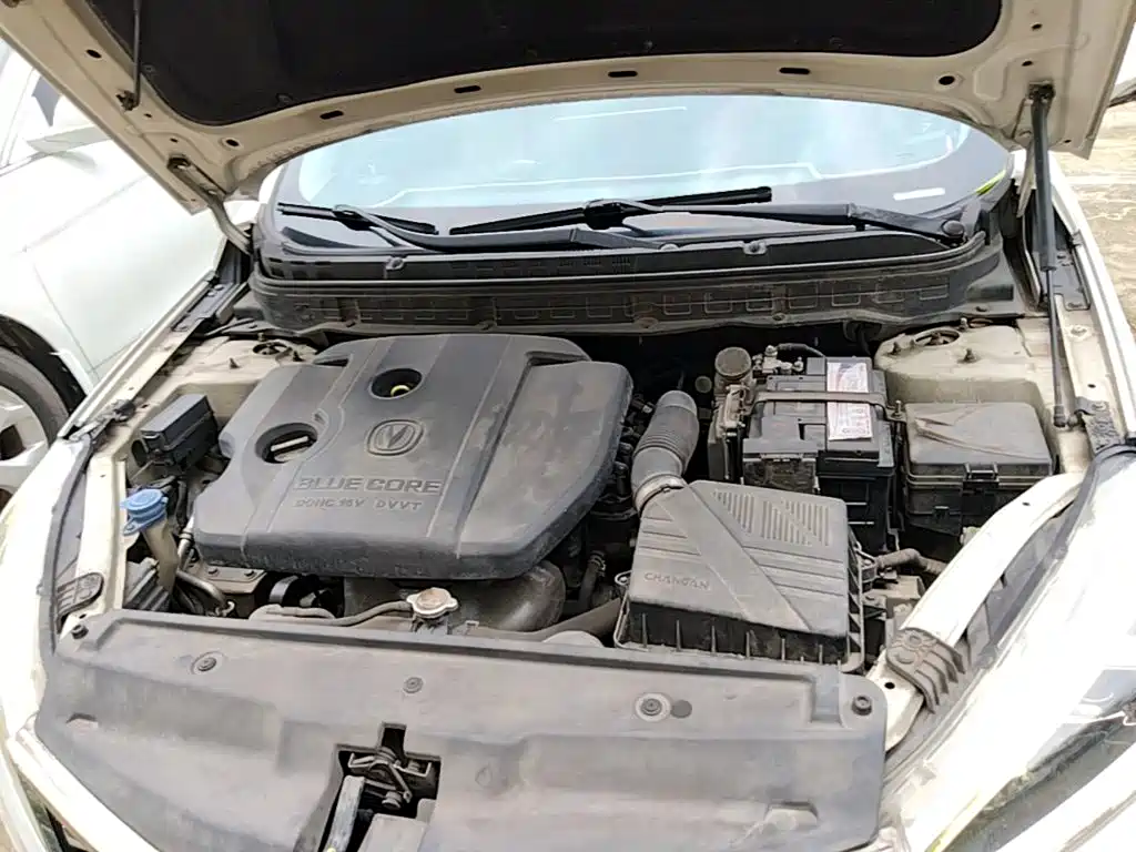 Changan Eado DT — миниатюра 20