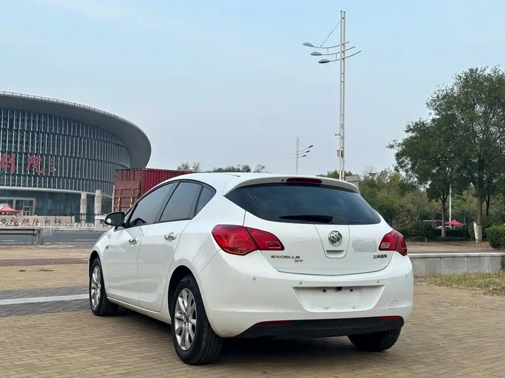 Buick Excelle — миниатюра 6