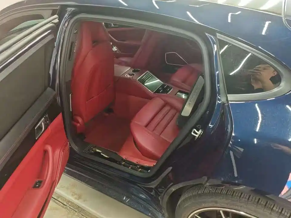Porsche Panamera — миниатюра 6