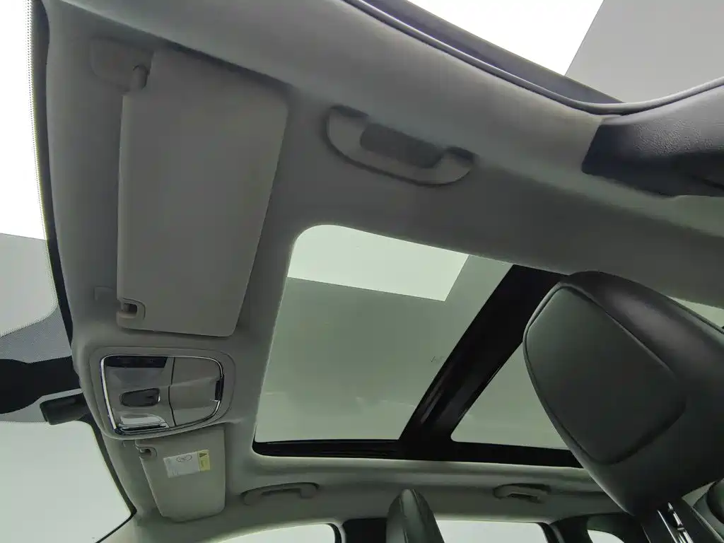 Jeep Cherokee — миниатюра 14