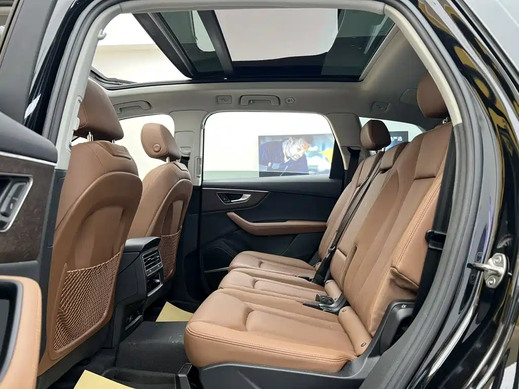 Audi Q7 — миниатюра 38