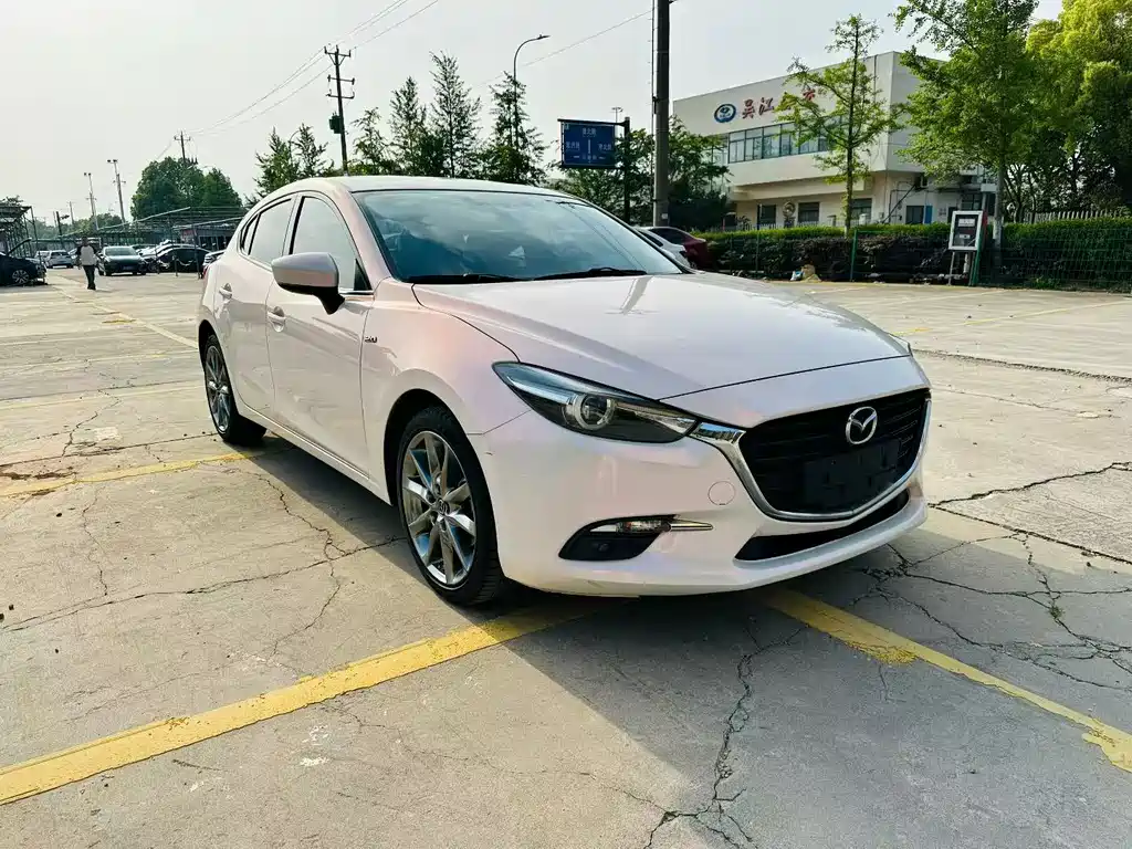 Mazda Mazda3 3 2017 2.0L AT Sport V