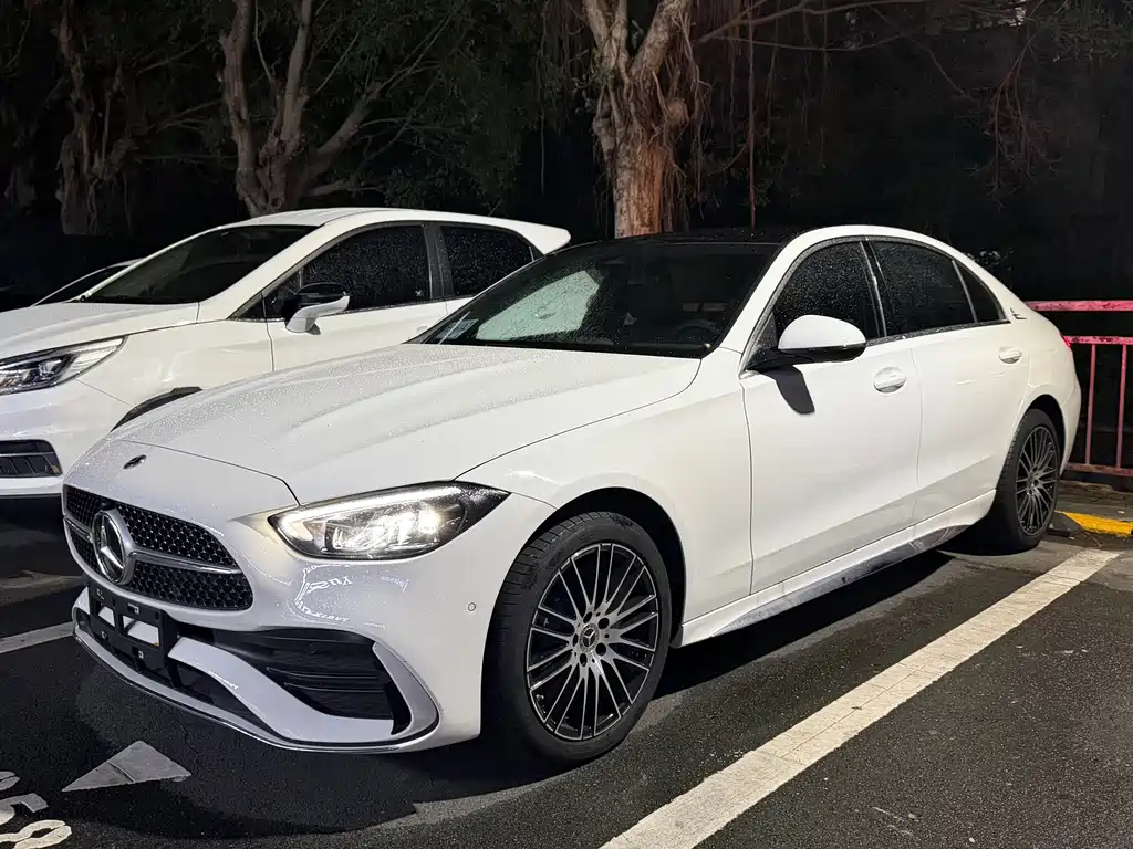 Mercedes-Benz C-Class 2026