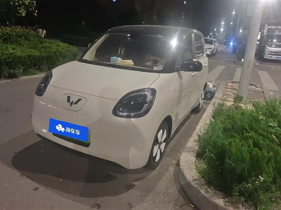 Wuling Mini EV