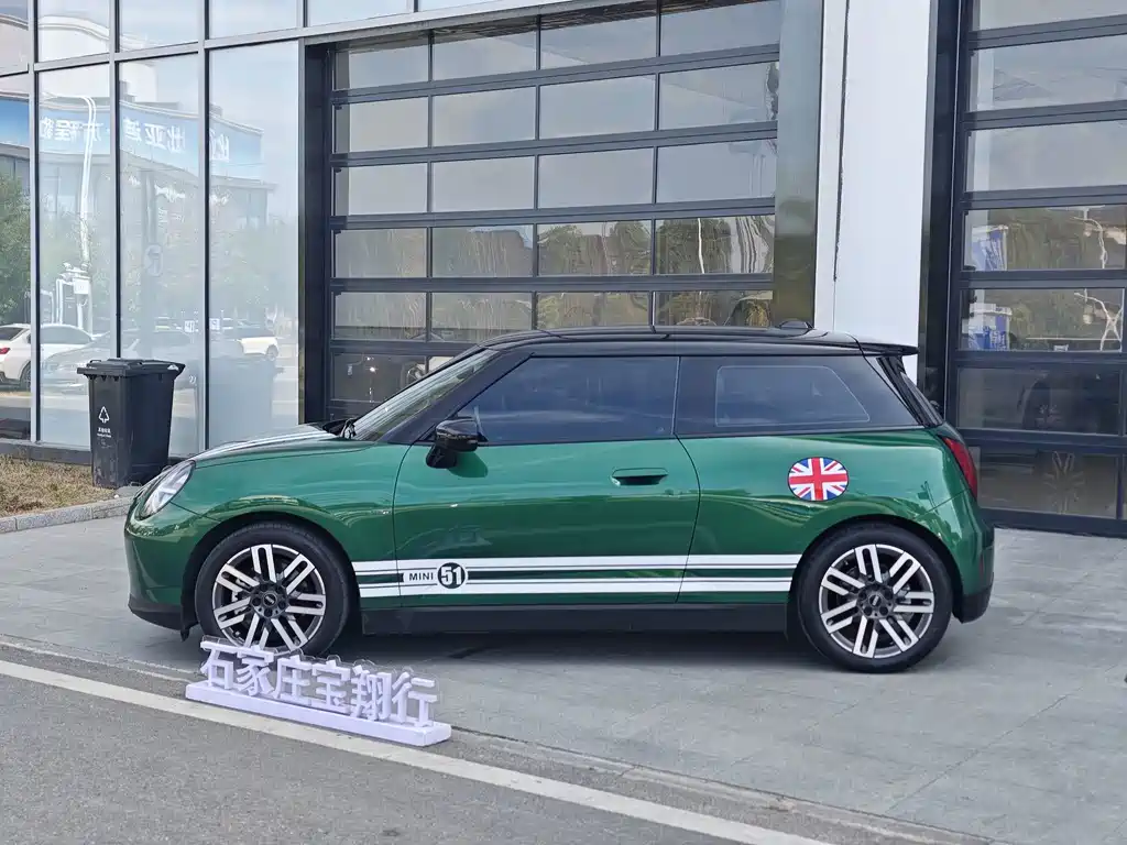 MINI MINI COOPER EV — миниатюра 5