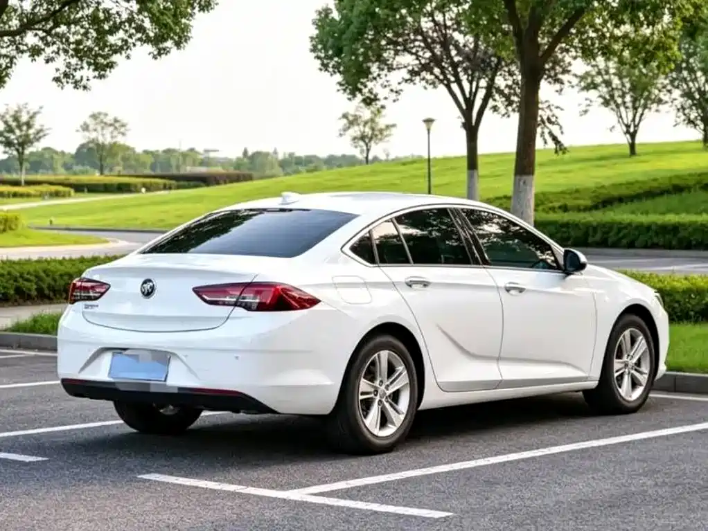 Buick Regal — миниатюра 4
