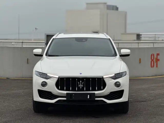 MASERATI LEVANTE 2018