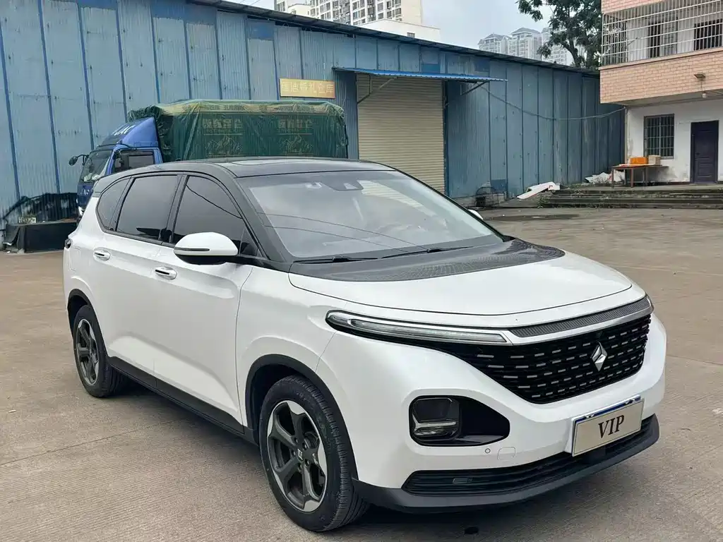 Baojun RM-5 — миниатюра 3