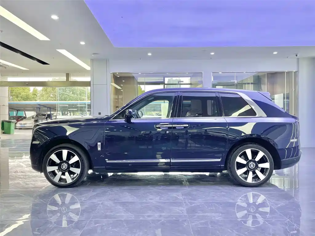 ROLLS-ROYCE CULLINAN