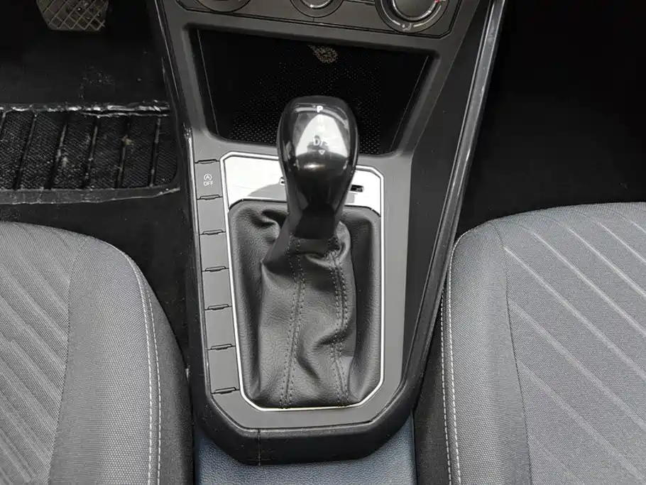 Volkswagen Lavida — миниатюра 16